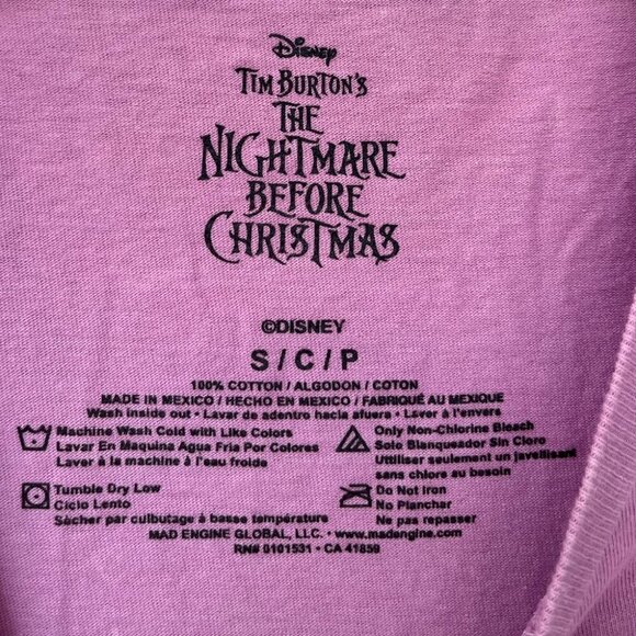 NWOT Disney Tim Burton’s The Nightmare Before Christmas Graphic Tee S - Picture 3 of 9